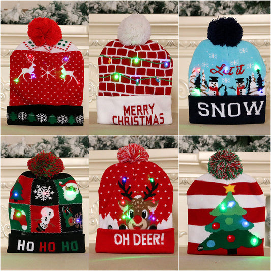 Cappello di Natale Luminoso: Lavorato a Maglia per Festività Brillanti